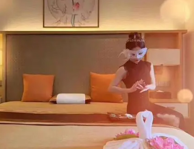 我在西安莲湖体验了下高端男士按摩spa会馆，私人会所花样超多